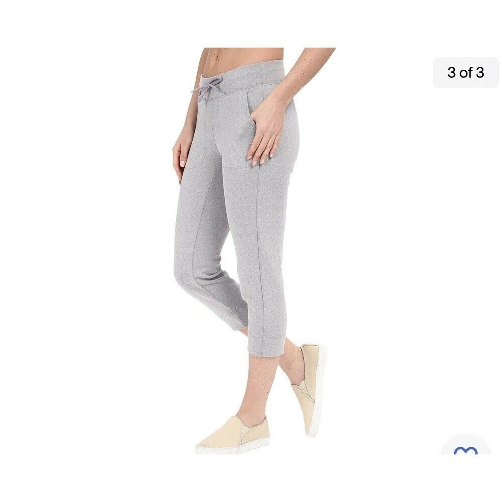 The North Face Slacker Capri -‎ Size Small  - Gray  With purple